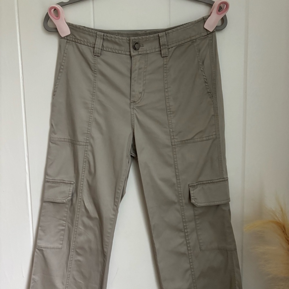 Elegant Beige Boot Cut Cargo Pants - Picture 3 of 6